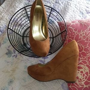 Rampage wedge heels size 7